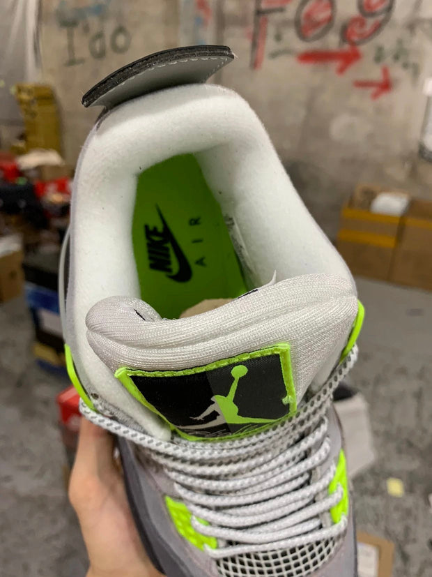 Air Jordan 4 Retro LE "Air Max 95 Neon