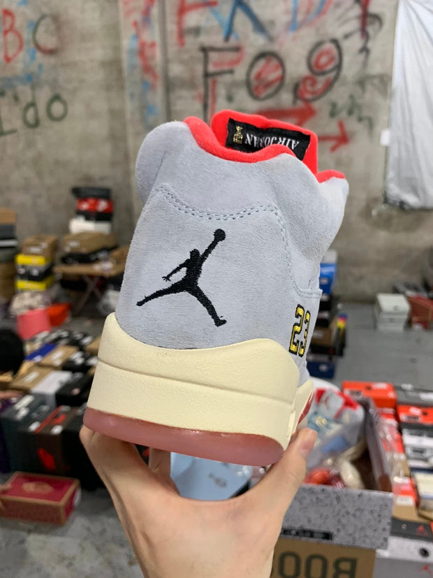 Air Jordan 5 Retro