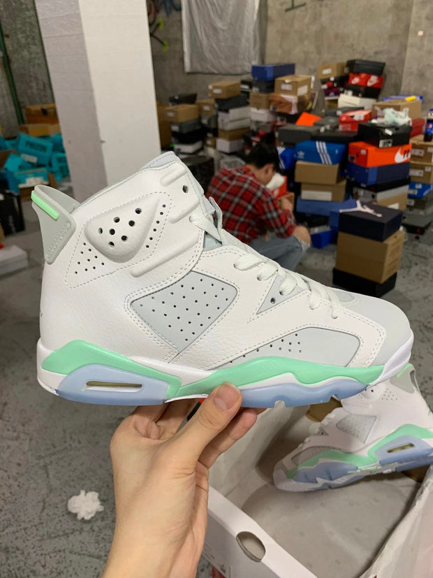Air Jordan 6 Retro "Mint Foam"