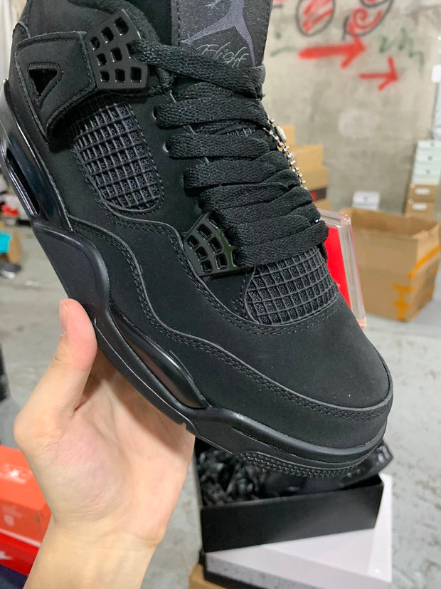 Air Jordan 4 Retro black cat