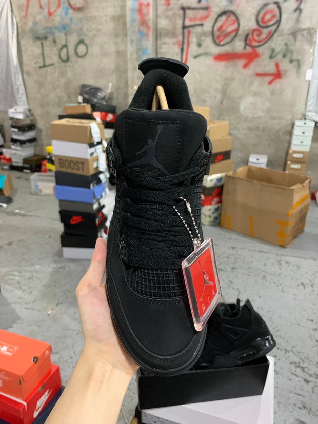Air Jordan 4 Retro black cat
