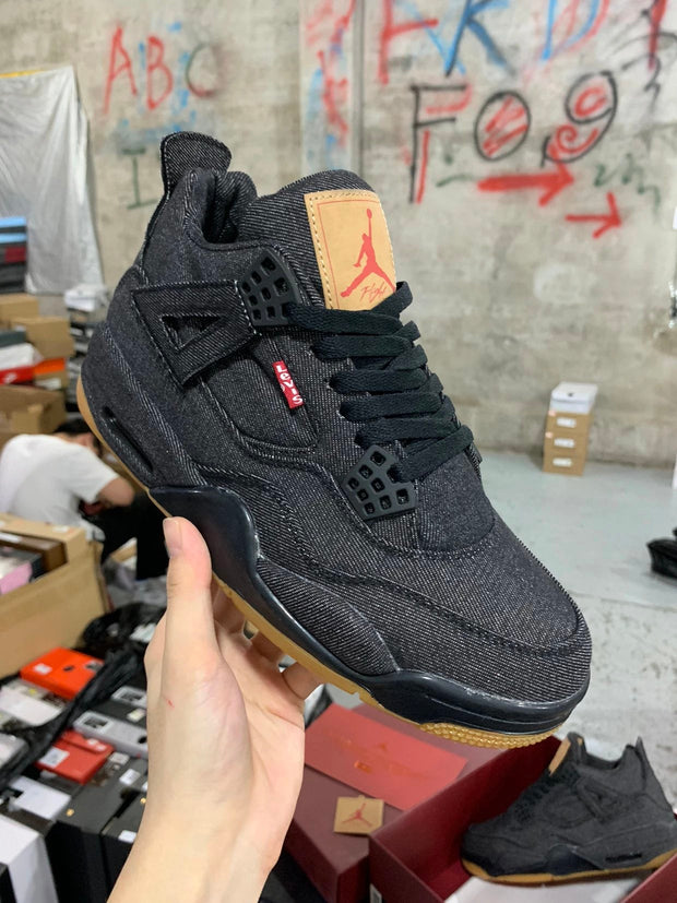 Air Jordan 4 Retro X Levis