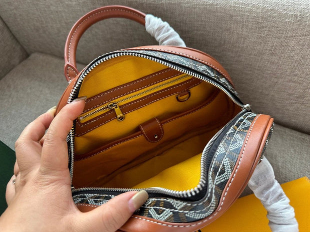 Goya bowling bag