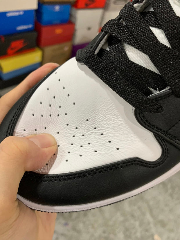 Air Jordan 1 Mid