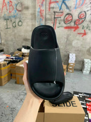AD originals Yeezy Slide "Pure"'