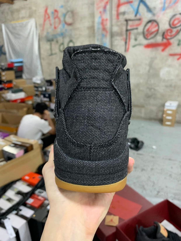 Air Jordan 4 Retro X Levis