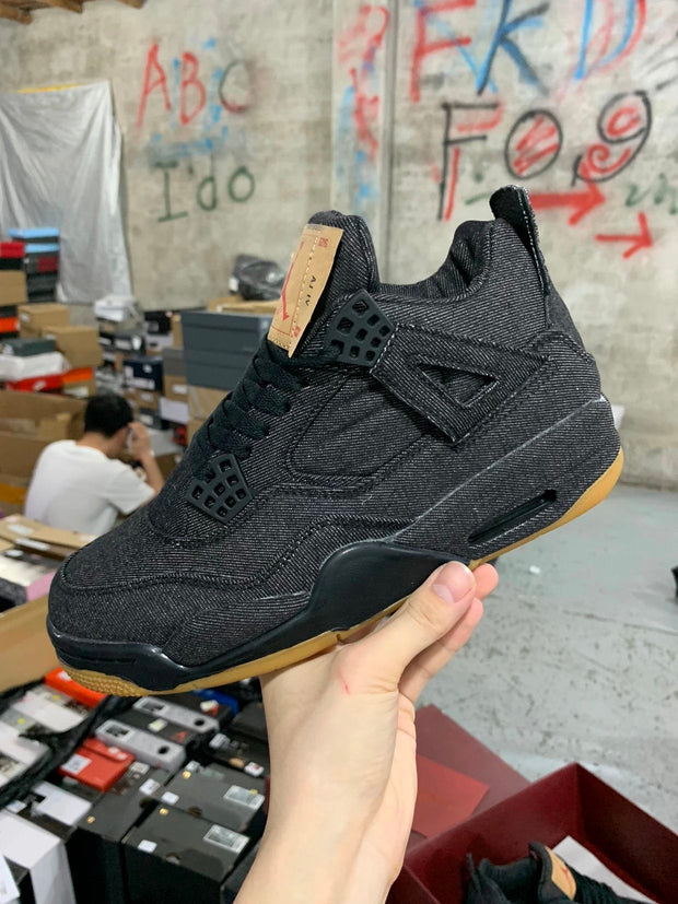 Air Jordan 4 Retro X Levis