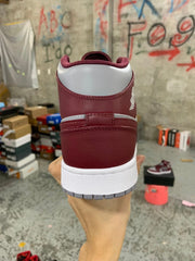 Air Jordan 1 Mid Team Rea
