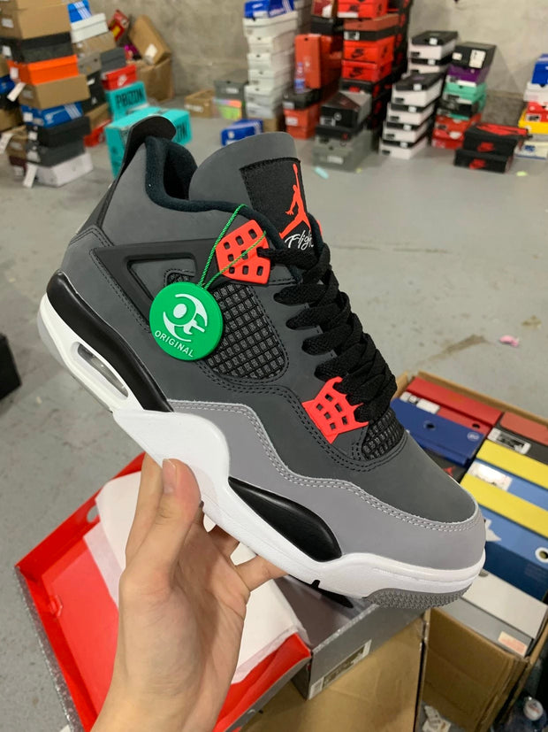AJ4