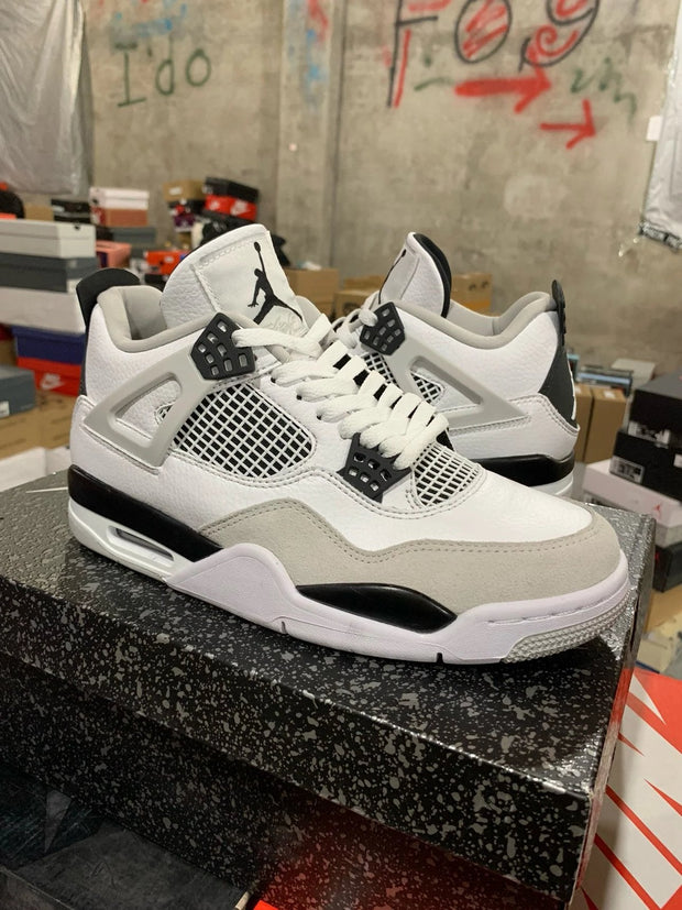Air Jordan 4 Retro Military Black