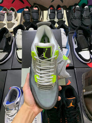 Air Jordan 4 retro se95neon