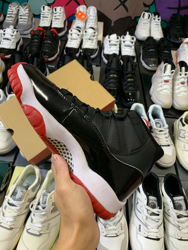 Air Jordan 11