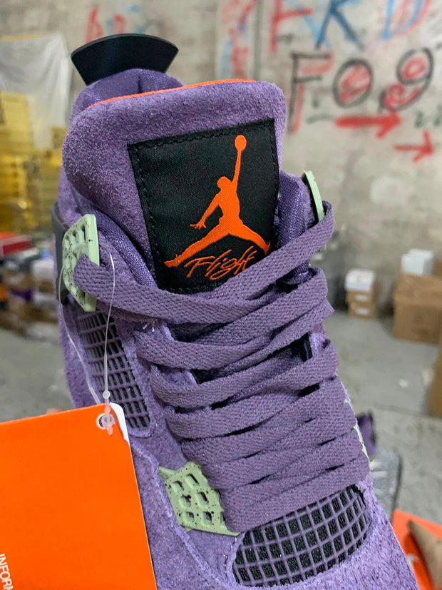 Air Jordan 4 Retro“Canyon Purple”