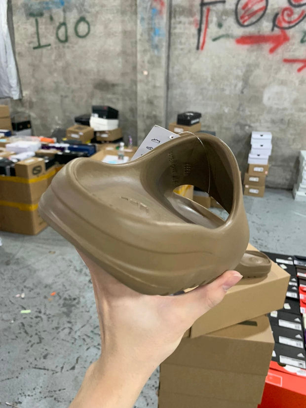 AD originals Yeezy Slide "Pure"'