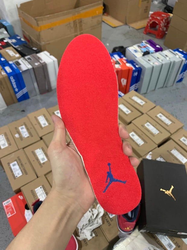 Air Jordan 4 “FIBA Gym Red”