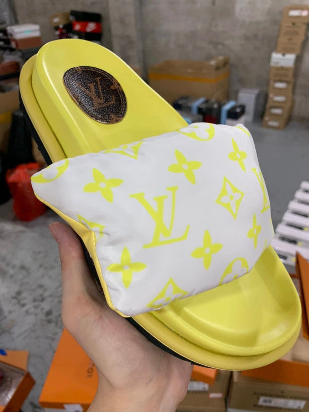 LV 22