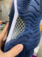 Air Jordan 11 Velvet "Midnight Navy"