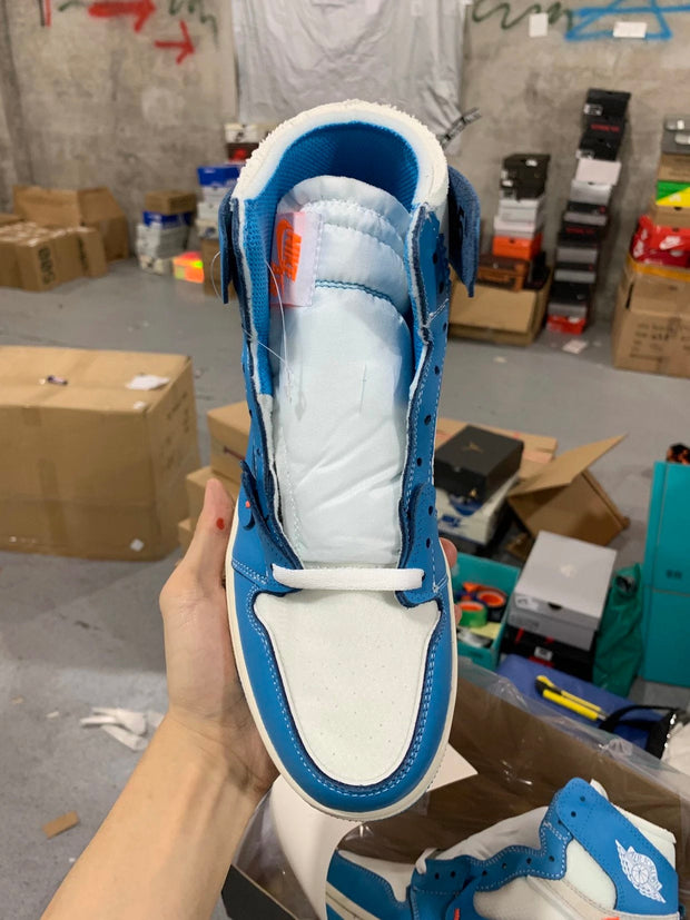 Air Jordan 1 x OFF-WHITE