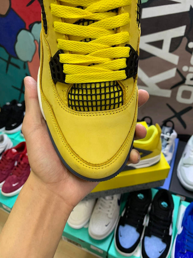 Air Jordan 4 Retro Lighting