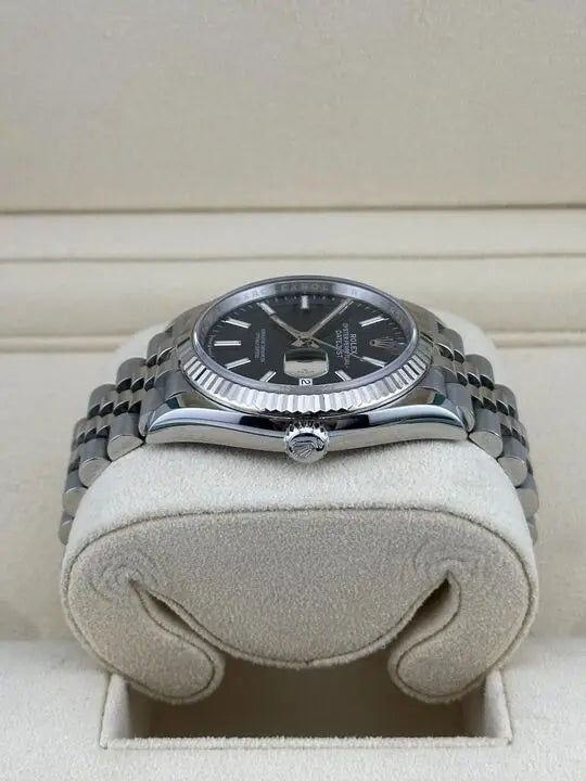 Rolex Datejust Steel Blue Dial Jubilee (2022)
